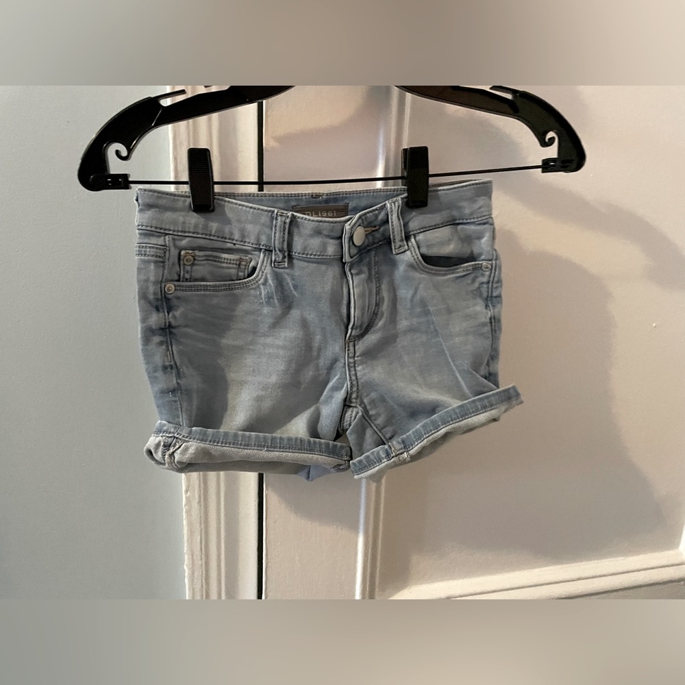 Piper cuffed shorts